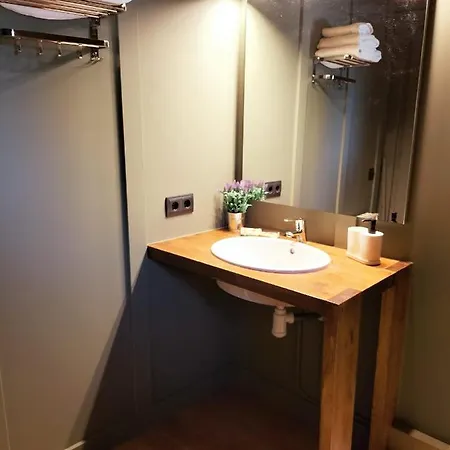 Turisme Rural Ca L'axai Casa 3 * Pi